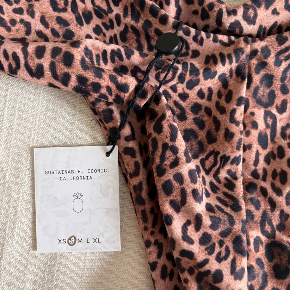 NWT - Skatie Bikini (top & bottom) - Picture 2 of 9